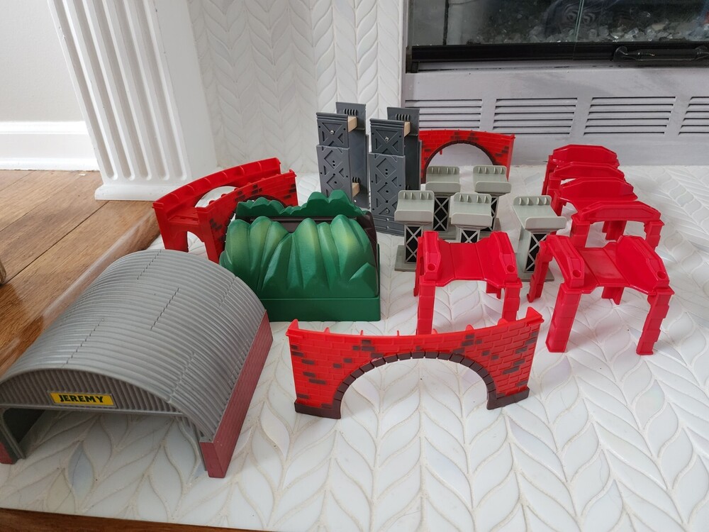 LOT Thomas Friends Tank Engine Train Wooden Railway Red Brick Bridges 27.11